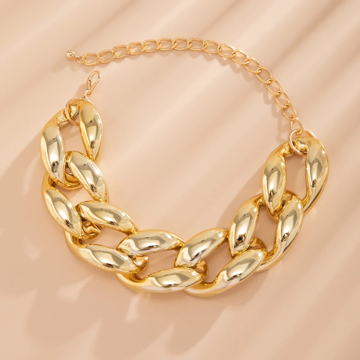 Exaggerated Big Thick Chain Short Choker Necklace for Women Trendy Statement Collar on the Neck Accessories 2024 Fashion Jewelry