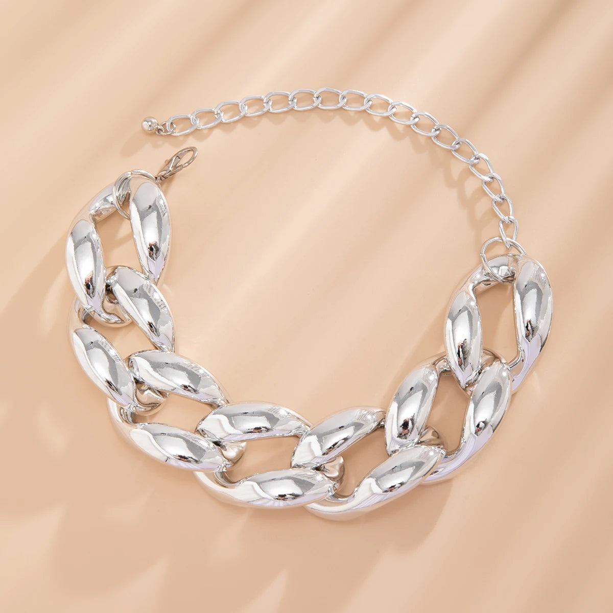 Exaggerated Big Thick Chain Short Choker Necklace for Women Trendy Statement Collar on the Neck Accessories 2024 Fashion Jewelry